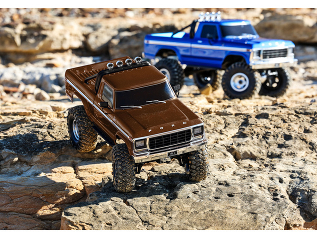 Traxxas TRX-4 Ford F-150 Ranger XLT 1:10 RTR hnedá metalíza