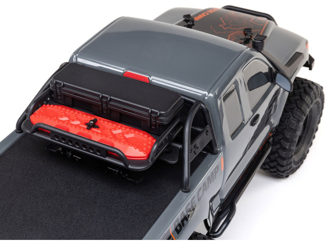 Axial SCX10 III Base Camp 4WD 1:10 RTR sivý