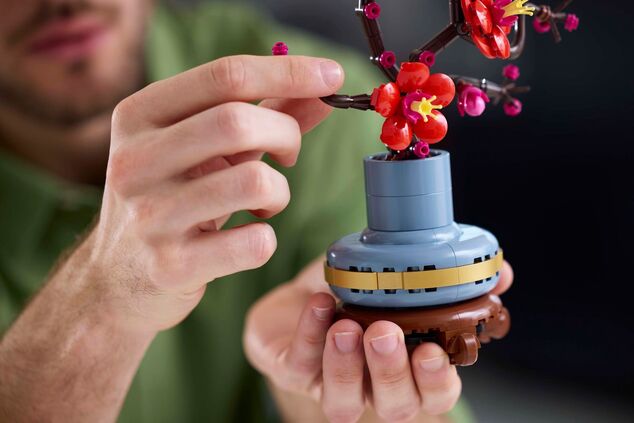 LEGO® Botanicals 10369 Marhuľa japonská