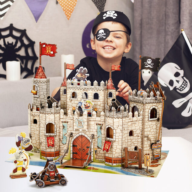 CubicFun - Puzzle 3D Piratski grad 183 kosov