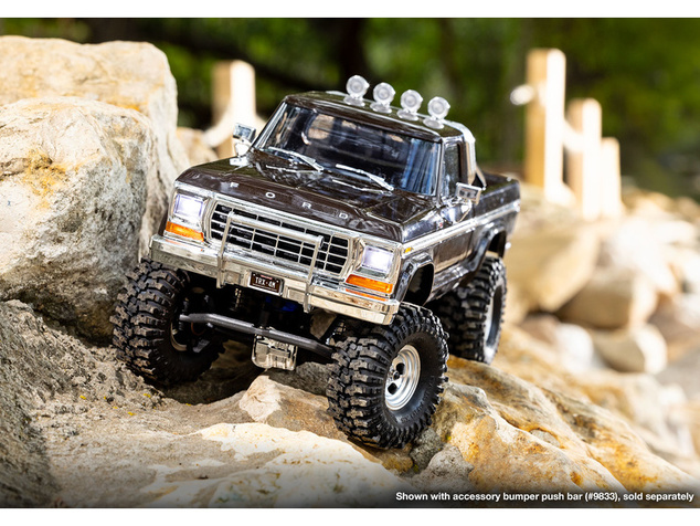 Traxxas TRX-4M Ford F-150 1979 1:18 RTR hnedý
