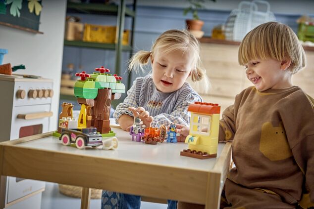 LEGO® DUPLO® Muffin, Bluey a rozvoz pizzy