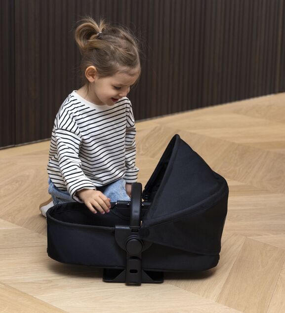 Passeggino Cybex Black 3 v1 per bambole 36-42 cm