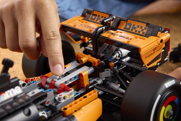 LEGO® Technic 42228 Auto McLaren MCL39 F1®