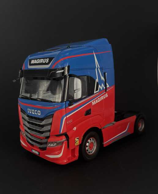 Model Kit truck 3963 - Iveco Stralis S-Way (1:24)