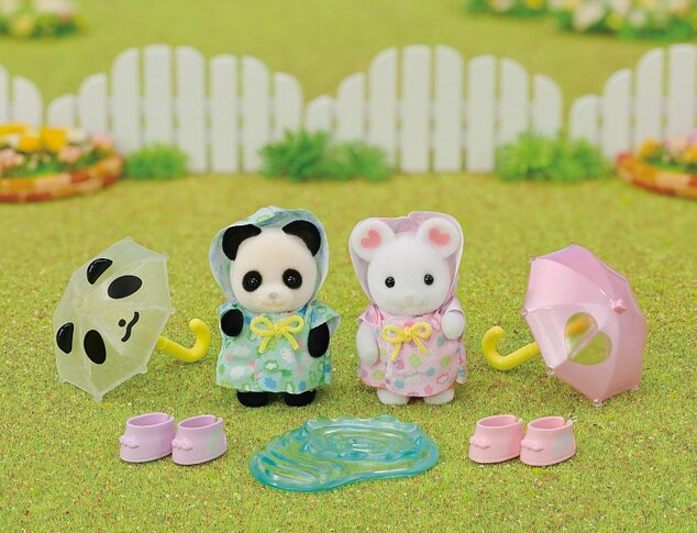 Sylvanian Families Prechádzka v daždi Baby Duo