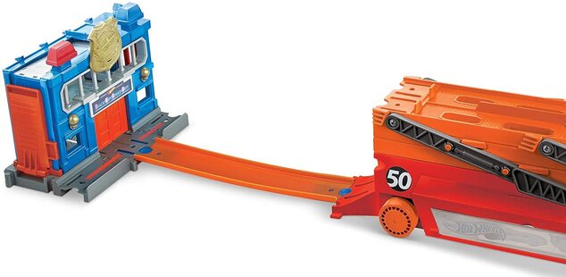 Hot Wheels Mega hauler