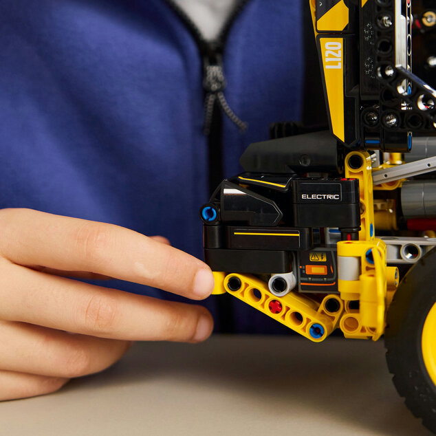 LEGO® Technic 42209 Lopatový nakladač Volvo L120 Electric