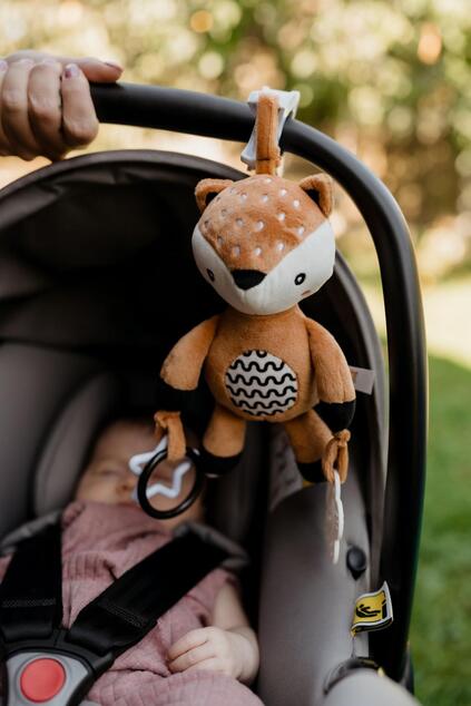 Srnka babyted naťahovací  plyš 30cm záves na postieľku/kočík