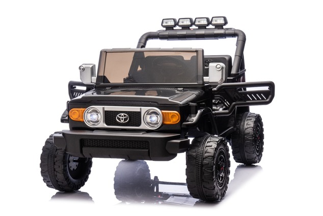 Elektrické autíčko Toyota FJ Cruiser XXL s pohonom 4x4, licencované (Dvojmiestne), čierne,