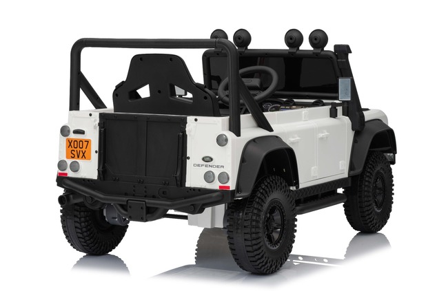 Elektrické autíčko Land Rover Defender 110 SVX 12V, biele, 4X4 pohon, LED svetlá