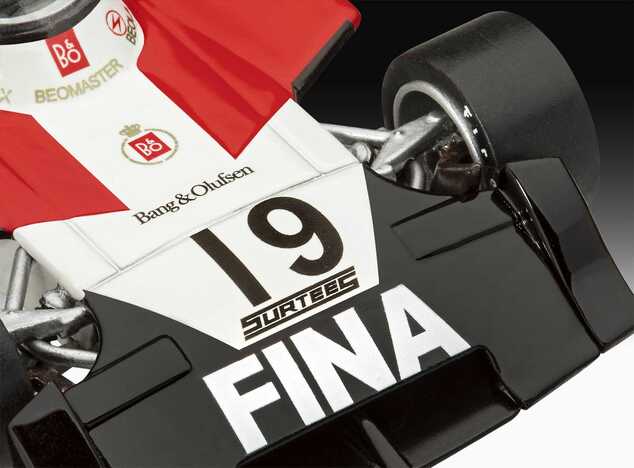 Plastic ModelKit auto 07739 - Surtees TS16/03 (1:32)