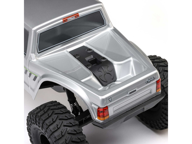 Axial SCX10 III Coyote 4WD 1:10 RTR strieborný