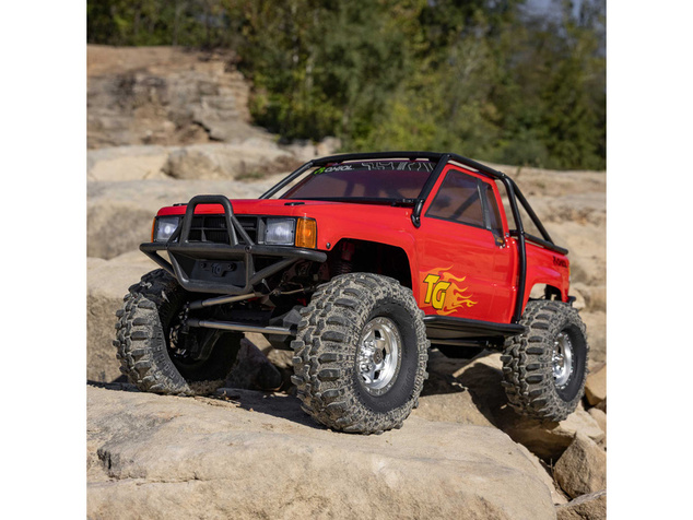 Axial SCX10 III Toyota SR5 1987 4WD RTR peščeni