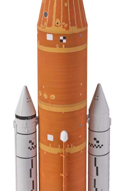 Plastic ModelKit Weltraum 03760 - NASA Artemis Space Launch System (SLS) (1:144)