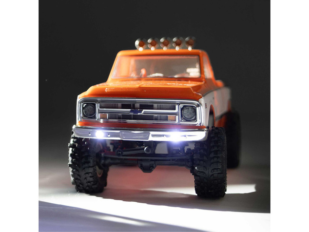 Axial SCX24 Chevrolet C10 1971 1:24 4WD RTR oranžni