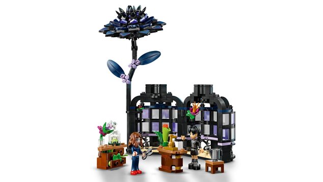LEGO® Wednesday 76784 Čierna georgína
