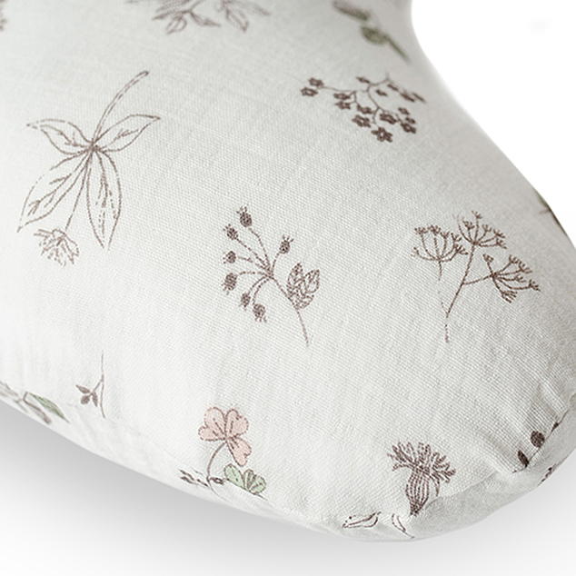 CEBA BABY Vankúš na dojčenie HUGGY (150x60x37) Basic Mušelín Small Twigs