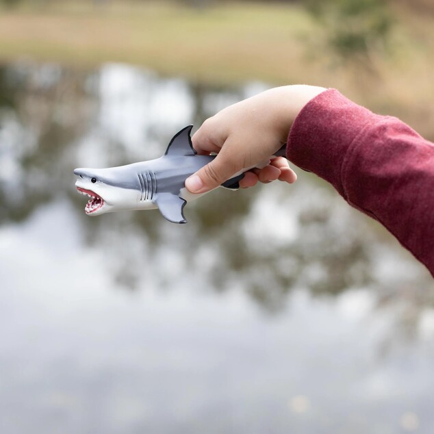 Safari® Megalodon dinosaurus