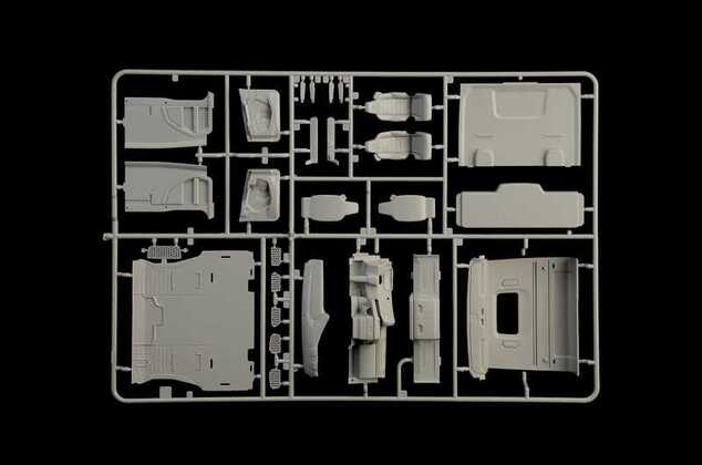 Model Kit truck 3971 - Scania S770 4x2 Normal Roof "Grey Cab" (1:24)