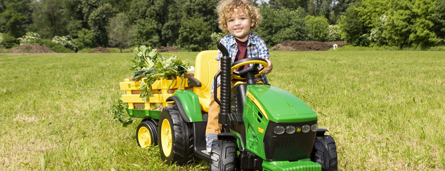 Peg-Pérego John Deere Ground Force s vlečkou 12V - 330W zelená