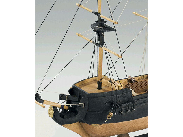 AMATI Pirátska loď 1:135 First step kit
