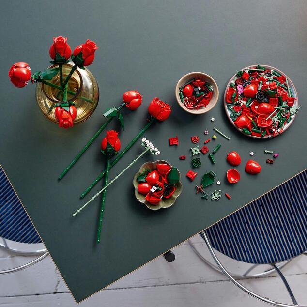 LEGO® Botanicals 10328 Kytica ruží