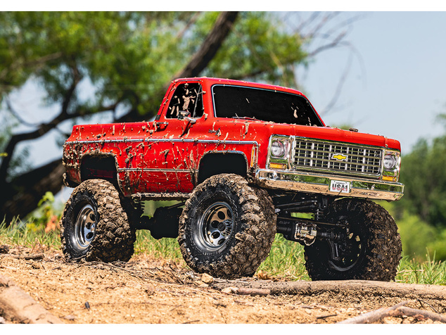 Traxxas TRX-4 Chevrolet K10 1979 1:10 RTR strieborný