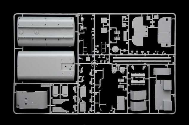 Model Kit military 6554 - M978 Fuel Servicing Truck (1:35)