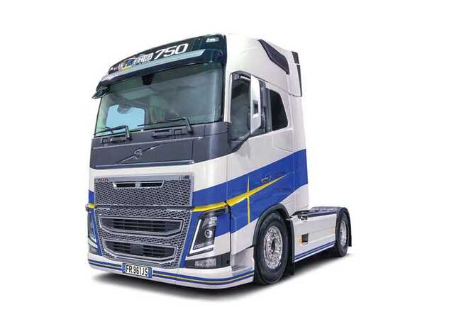 Model Kit truck 3970 - Volvo FH16 Medium Roof (1:24)