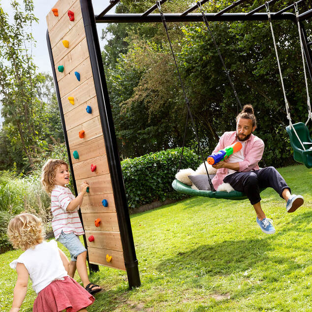 BERG PlayBase Climbing wall