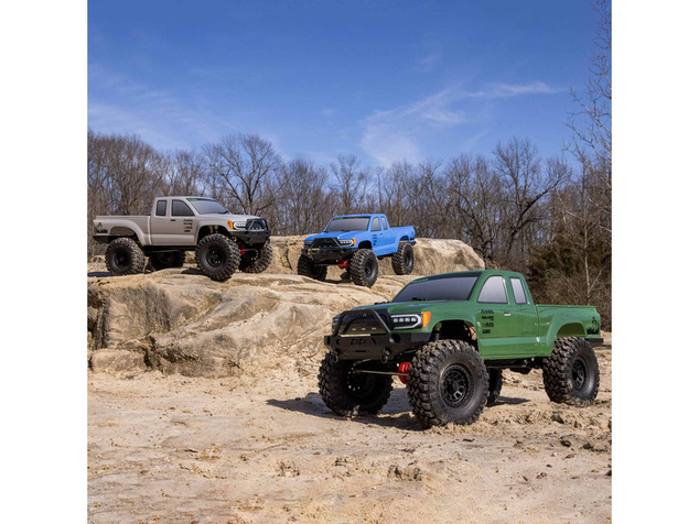 Axial SCX10 III Base Camp 4WD 1:10 RTR sivý