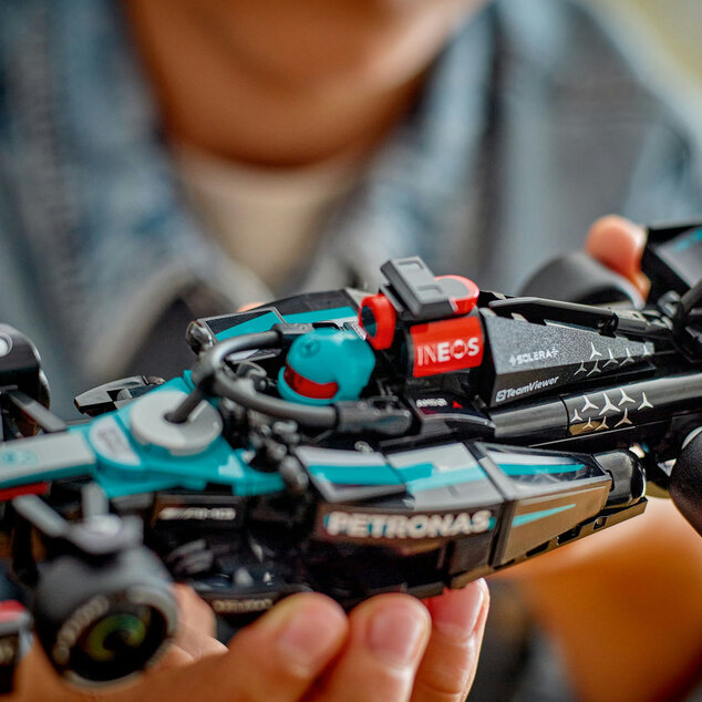 LEGO® Speed Champions 77244 Voiture de course Mercedes-AMG F1® W15
