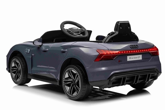 Elektrické autíčko Audi RS E-tron GT 12V, sivé, široké jednomiestne sedadlo, 2,4 GHz diaľk