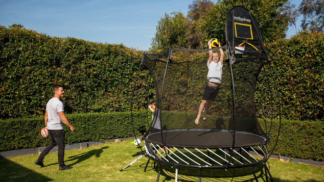 Springfree Trampoline® Compact Round (R54) Trampolína s ochrannou sieťou, 240 × 240 cm