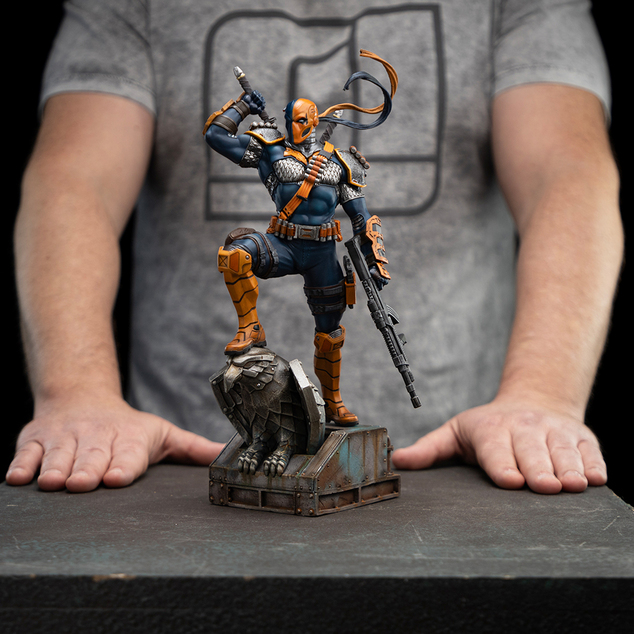 Iron Studios DC Comics Series #9 - Deathstroke Art Scale 1/10