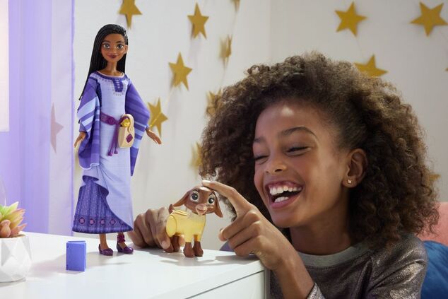 Disney Wish Puppe mit tierischem Freund auf Reisen
