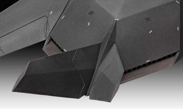 Plastikmodellbausatz Flugzeug 03899 - Lockheed Martin F-117A Nighthawk Stealth Fighter (1:72)