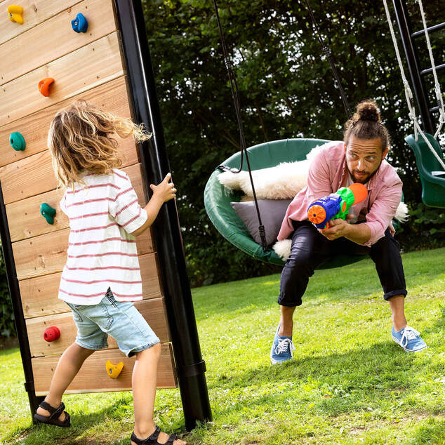 BERG PlayBase Climbing wall