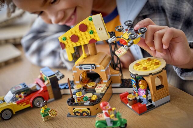 LEGO® City 60496 Donáška pizze s vozidlami