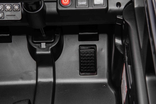 Auto elettrico Mercedes G580 12V, nero, telecomando 2,4 GHz, Bluetooth, USB