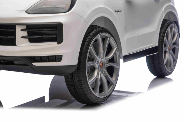 Elektrické autíčko Porsche Cayenne 12V s pohonom zadných kolies a licenciou (Jednomiestne)