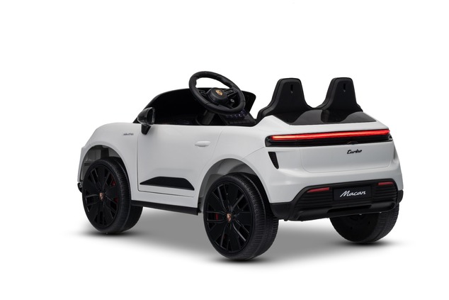 Elektrické autíčko Porsche Macan 12V s pohonom zadných kolies a licenciou (Jednomiestne),