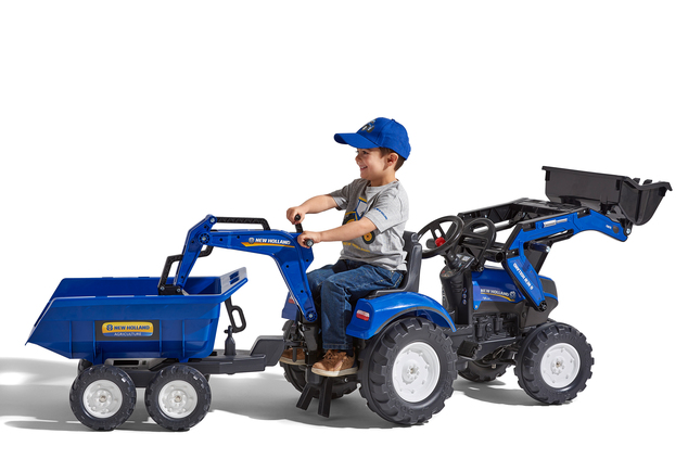 Falk Šliapací traktor 3090W New Holland T8 s nakladačom, rypadlom a maxi vlečkou