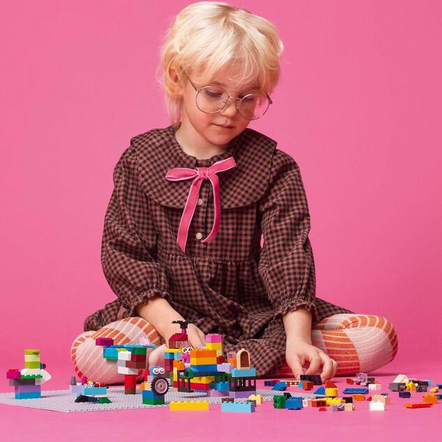 LEGO® Classic 11024 Sivá podložka na stavanie