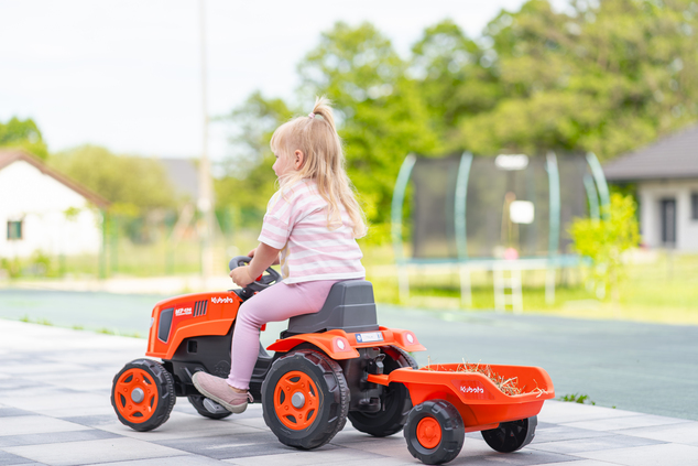 Falk Tractor de pedales Kubota con remolque