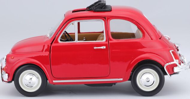 Bburago 1:24 Fiat 500L (1968) Rot