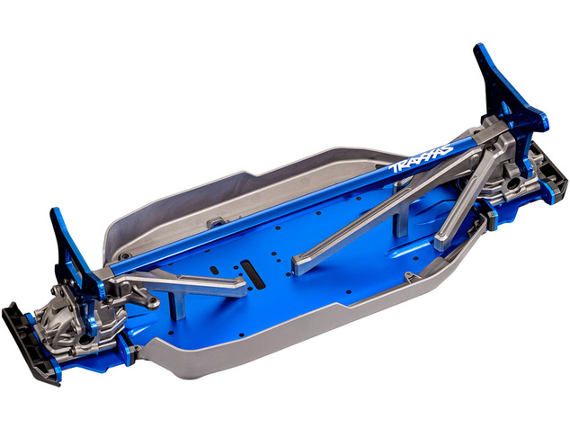 Traxxas Sledge 1:8 RTR červený s belted pneu