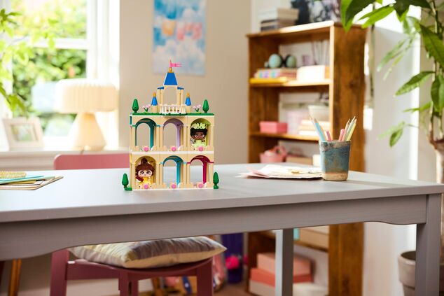 LEGO® Disney™ 43291 Mini Bella a Tiana s hradom