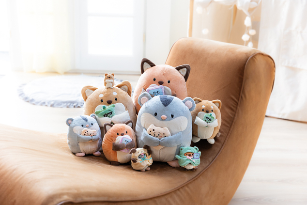 NICI plyš MyMochi Líška Geeks 8cm v kostýme žabky a videohrou, set darčekové balenie